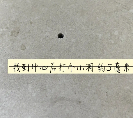 古交瓷砖空鼓维修公司专业解答在瓷砖铺贴过程中，如果砂料搅拌不均匀，将会带来以下问题
